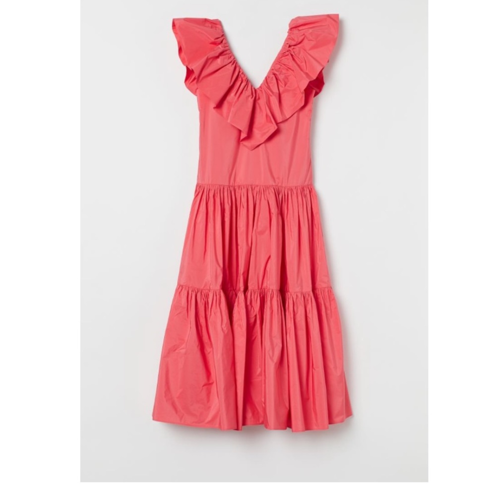 H&M ruffle v-neck tiered dress